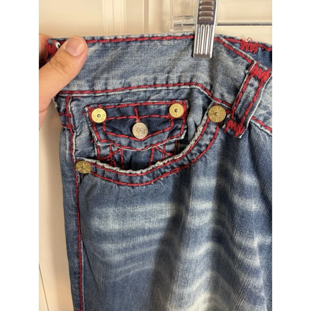 NWT!!! True Religion Ricky Flap T Jeans, Relaxed Straight, Sz 44 Red Stitching